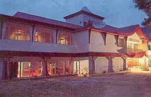 Hotel-Surya-Resorts